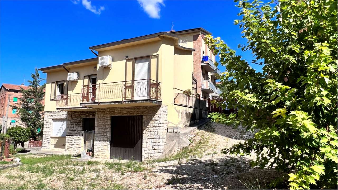 CASA INDIPENDENTE VENDITA PERUGIA