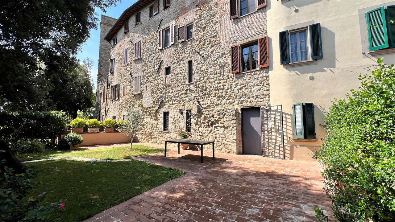 BILOCALE AFFITTO CORCIANO SOLOMEO 