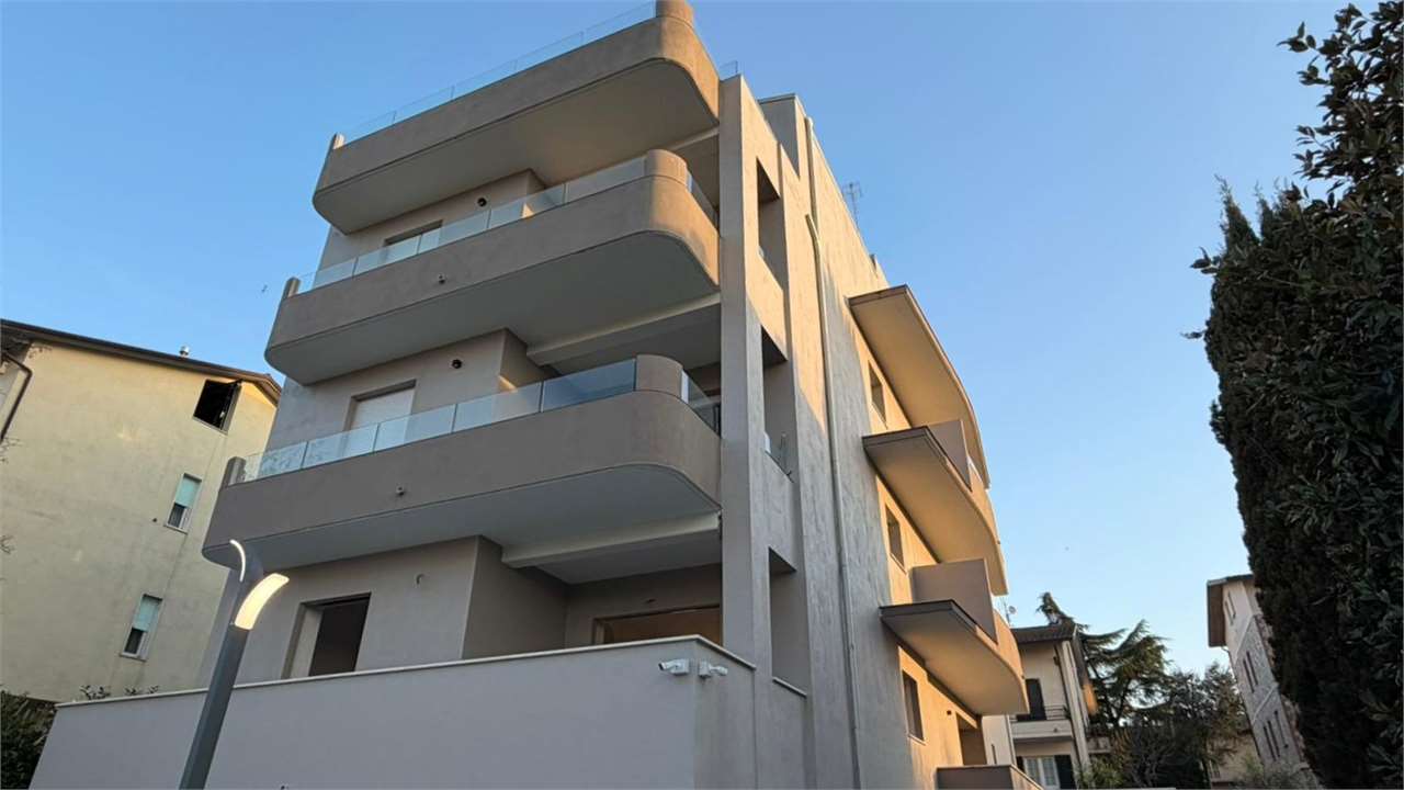 TRILOCALE VENDITA PERUGIA PILA