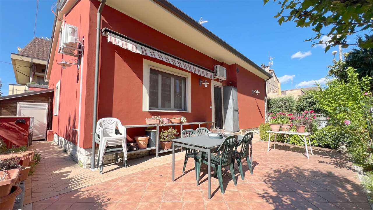 VILLA VENDITA BASTIA UMBRA