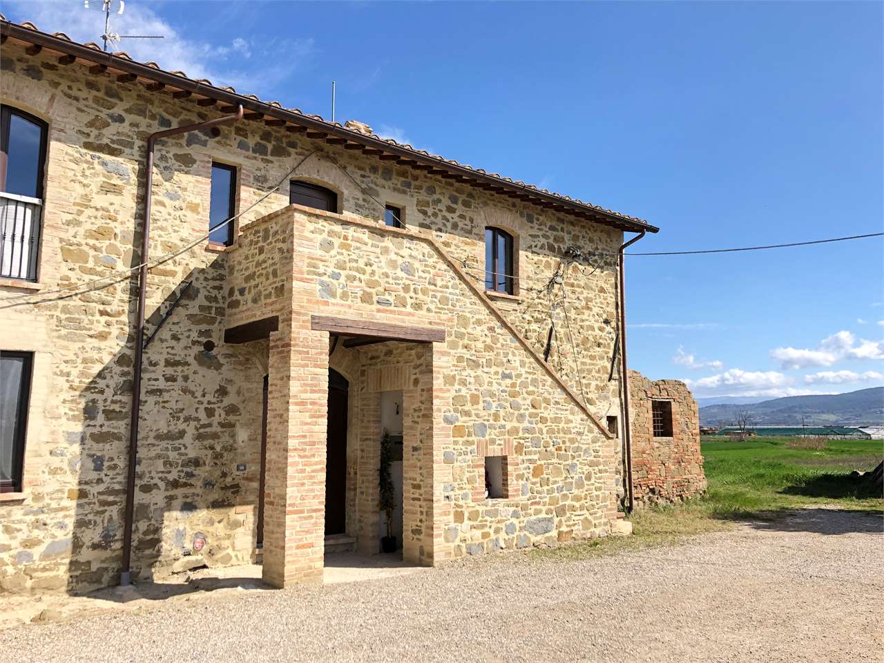 RUSTICO - CASALE VENDITA MARSCIANO CASTELLO DELLE FORME