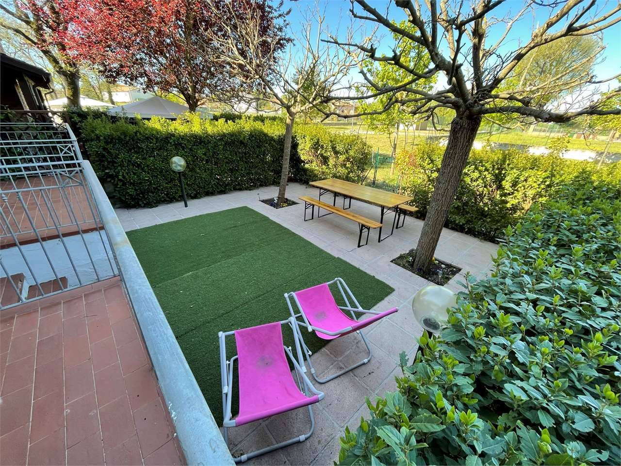 VILLA A SCHIERA VENDITA PERUGIA