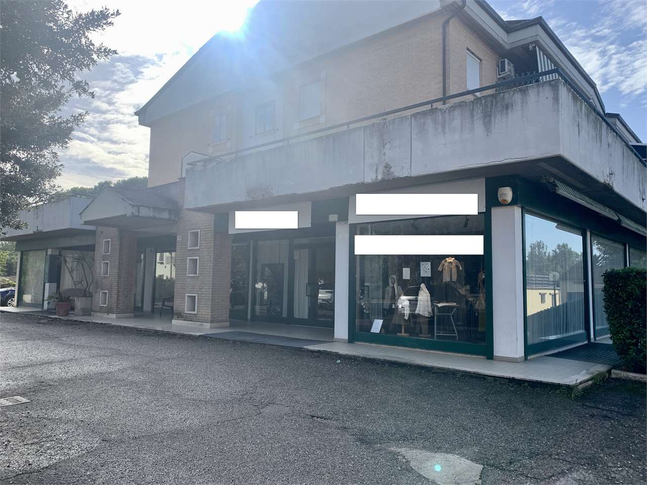 NEGOZIO VENDITA BASTIA UMBRA BASTIOLA