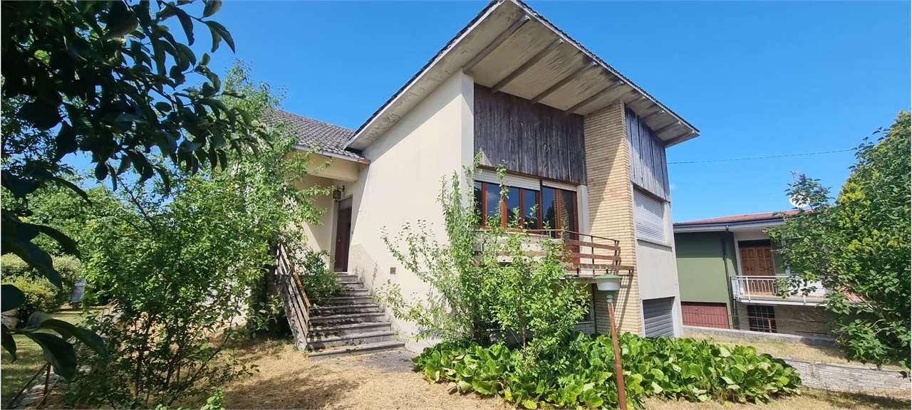 VILLA VENDITA GUBBIO