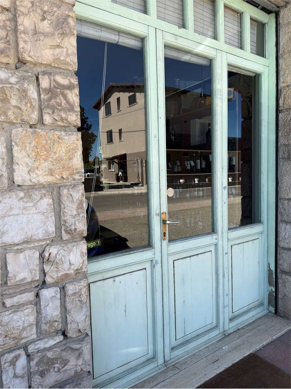 NEGOZIO VENDITA CORCIANO SAN MARIANO