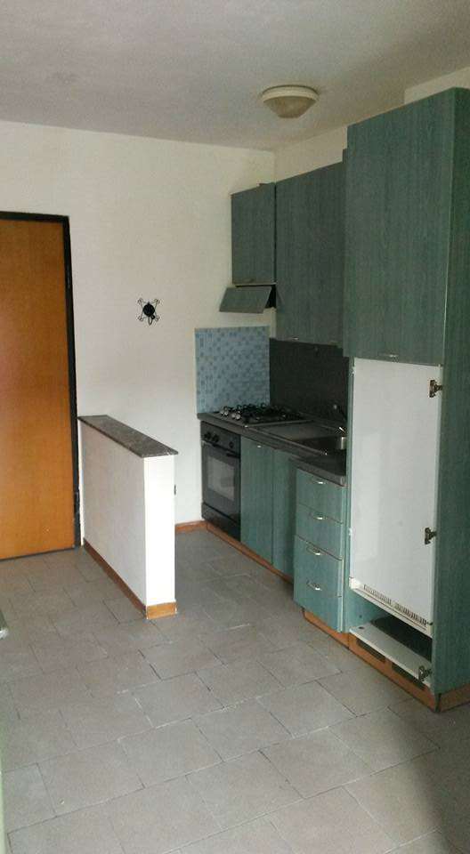 4 O PIÙ LOCALI VENDITA PERUGIA