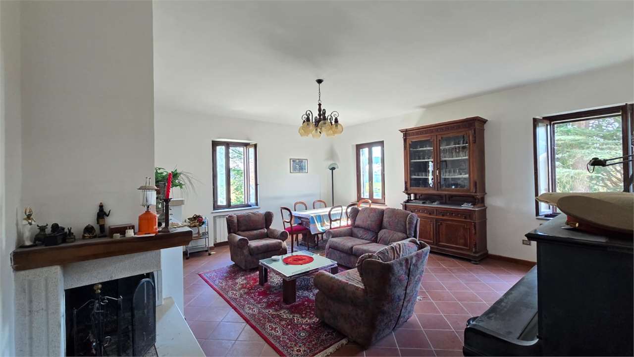 RUSTICO - CASALE VENDITA MARSCIANO CASTELLO DELLE FORME