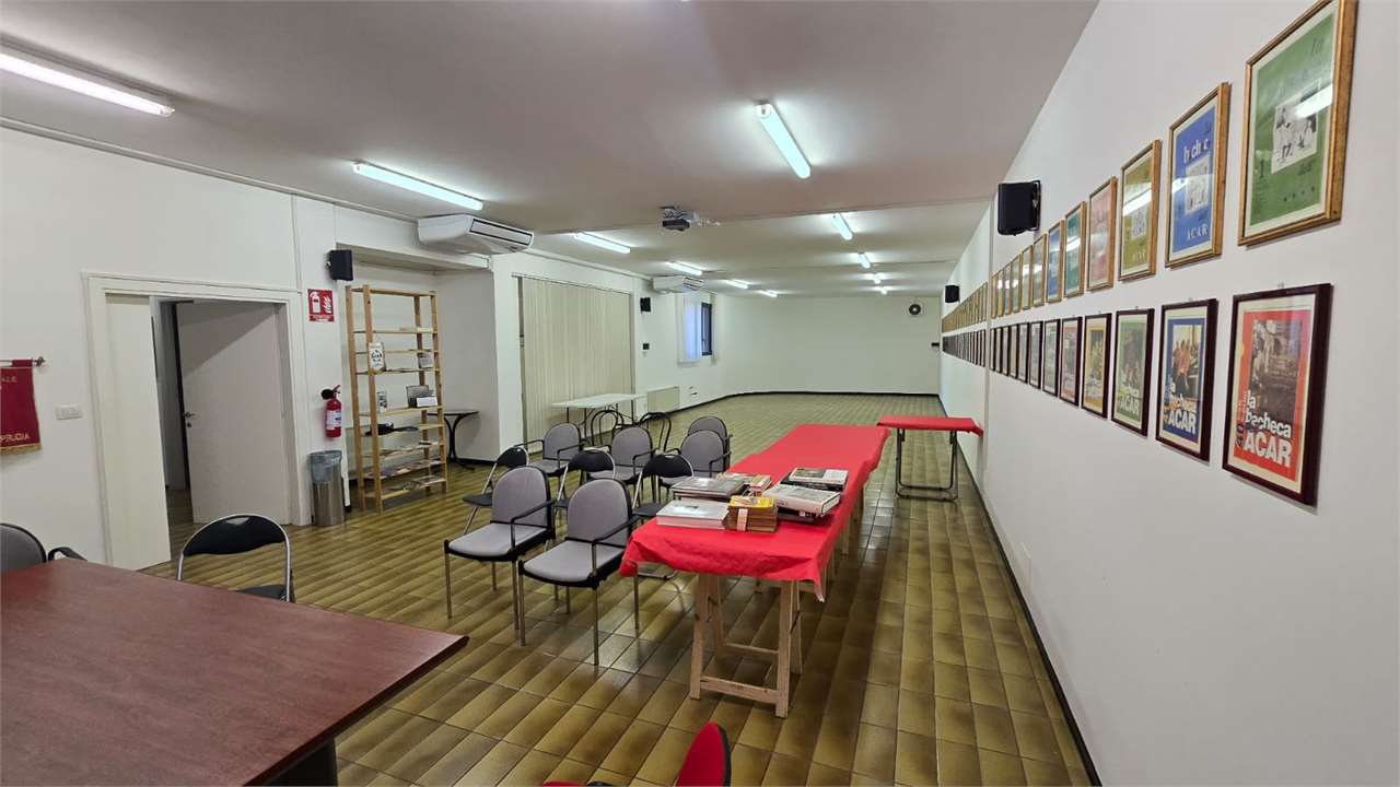 NEGOZIO VENDITA PERUGIA