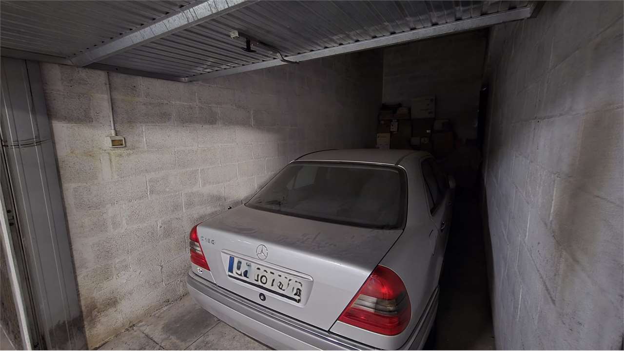 BOX - GARAGE VENDITA PERUGIA STAZIONE