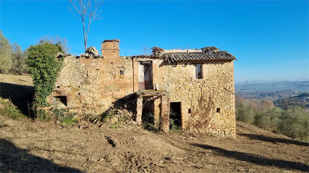 RUSTICO - CASALE VENDITA MARSCIANO COMPIGNANO