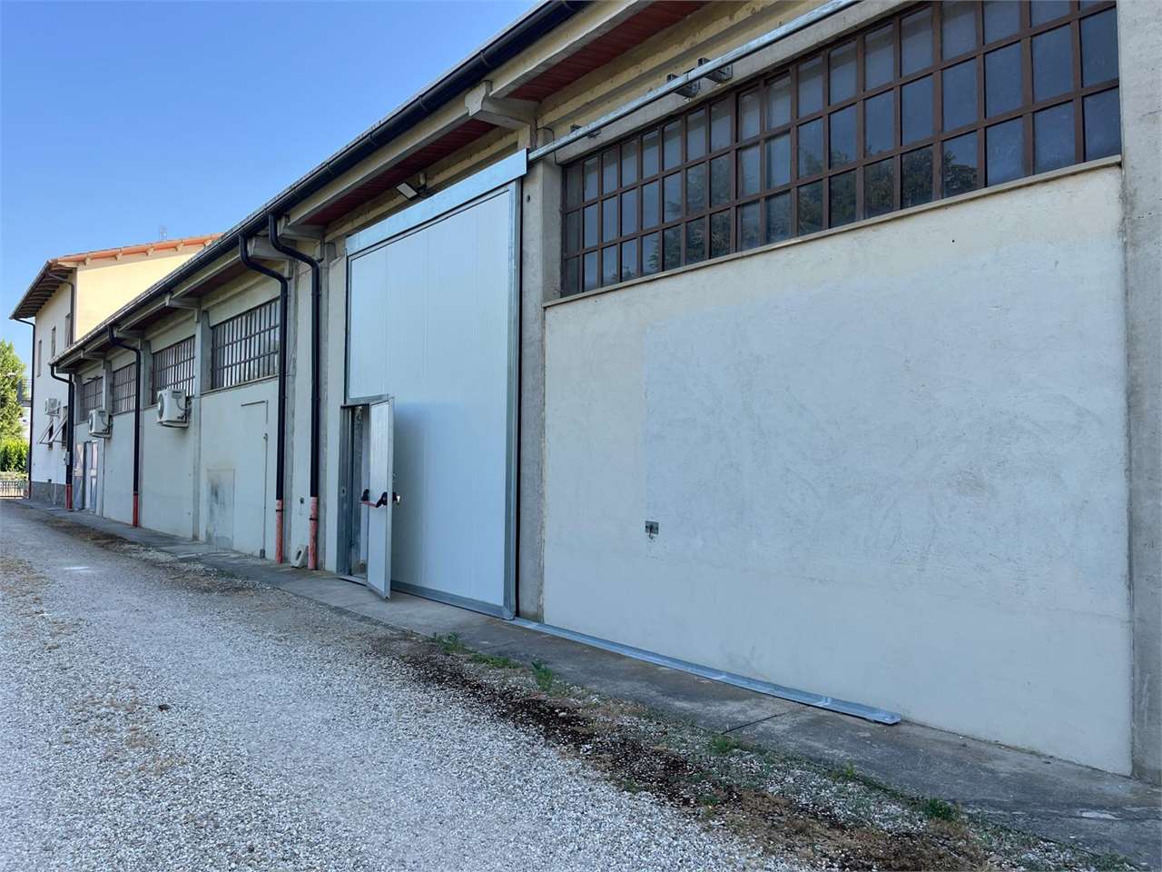 CAPANNONE AFFITTO CITTÀ DI CASTELLO
