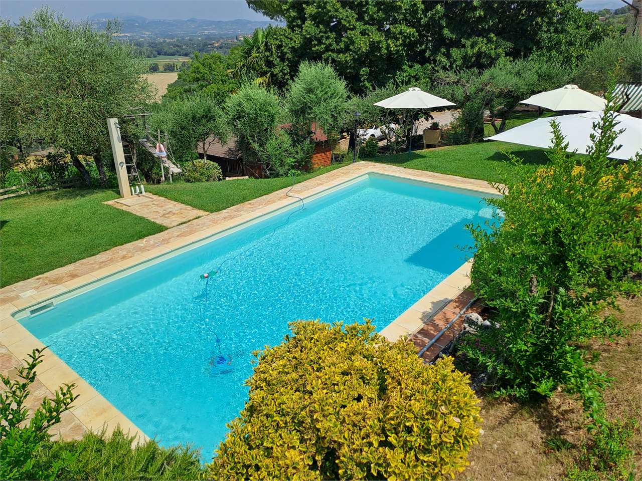 VILLA BIFAMILIARE VENDITA TORGIANO