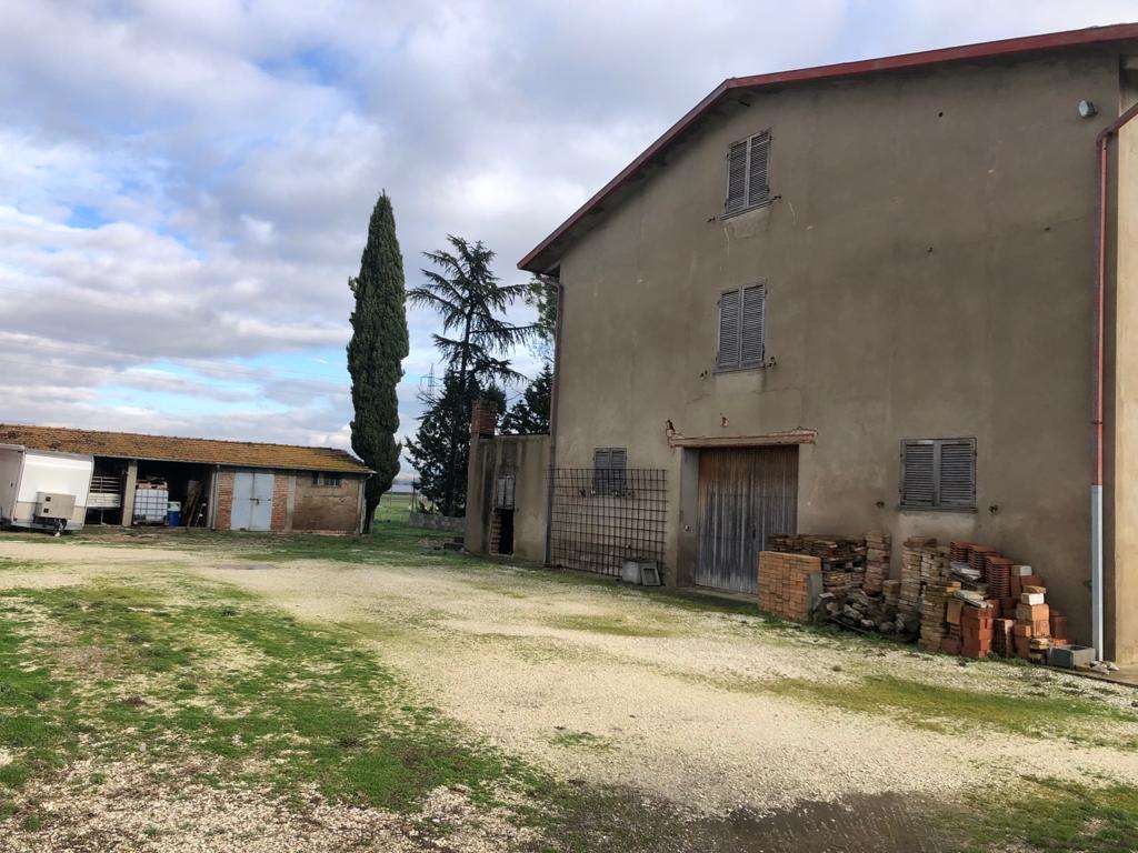 PORZIONE DI CASA VENDITA PERUGIA SANTA MARIA ROSSA