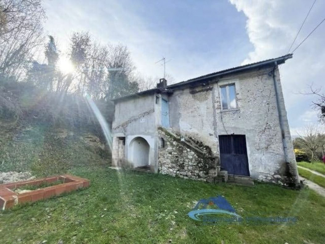 RUSTICO - CASALE VENDITA TERNI 	BORGO RIVO	