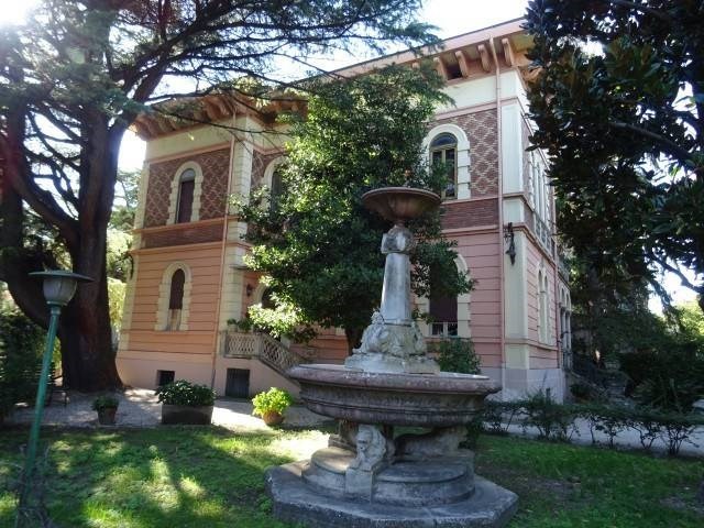 PORZIONE DI CASA VENDITA FOLIGNO