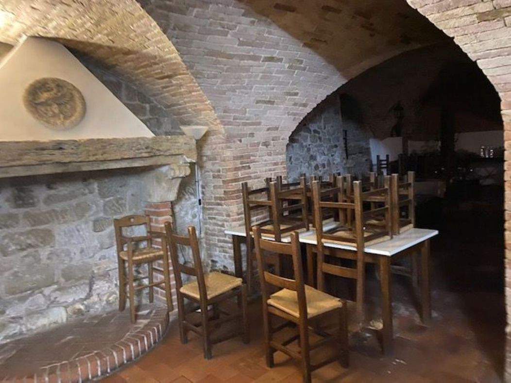 RISTORANTE AFFITTO PERUGIA CENTRO STORICO