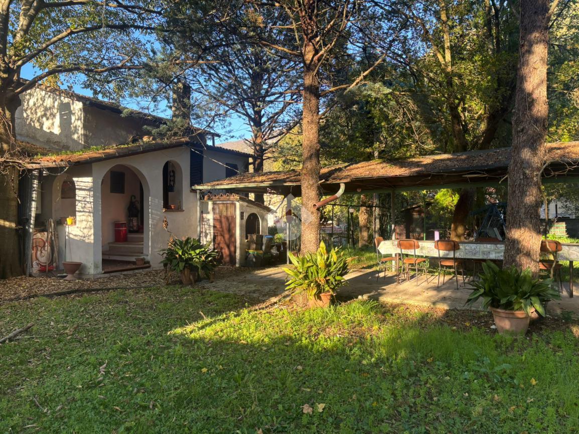 RUSTICO - CASALE VENDITA FERENTILLO