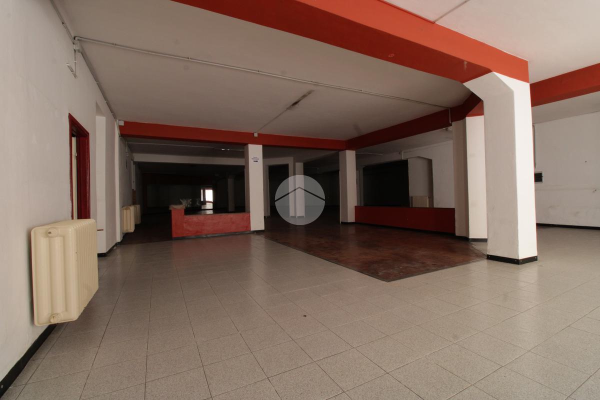 MAGAZZINO VENDITA TERNI