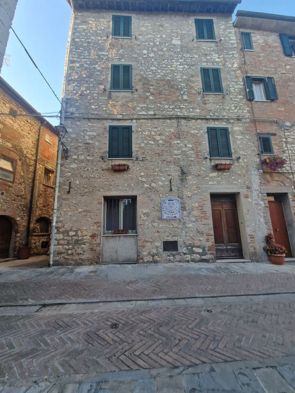 CIELO - TERRA VENDITA CORCIANO MANTIGNANA