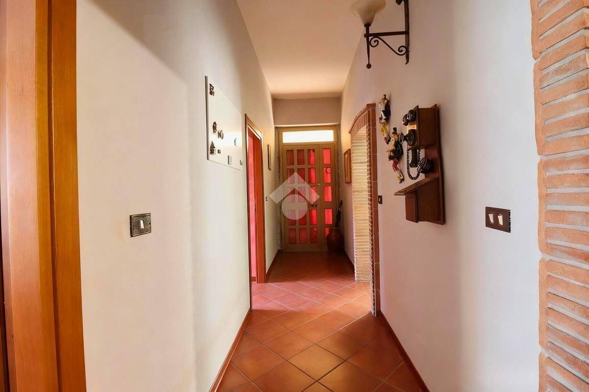 VILLA BIFAMILIARE VENDITA TERNI MARMORE