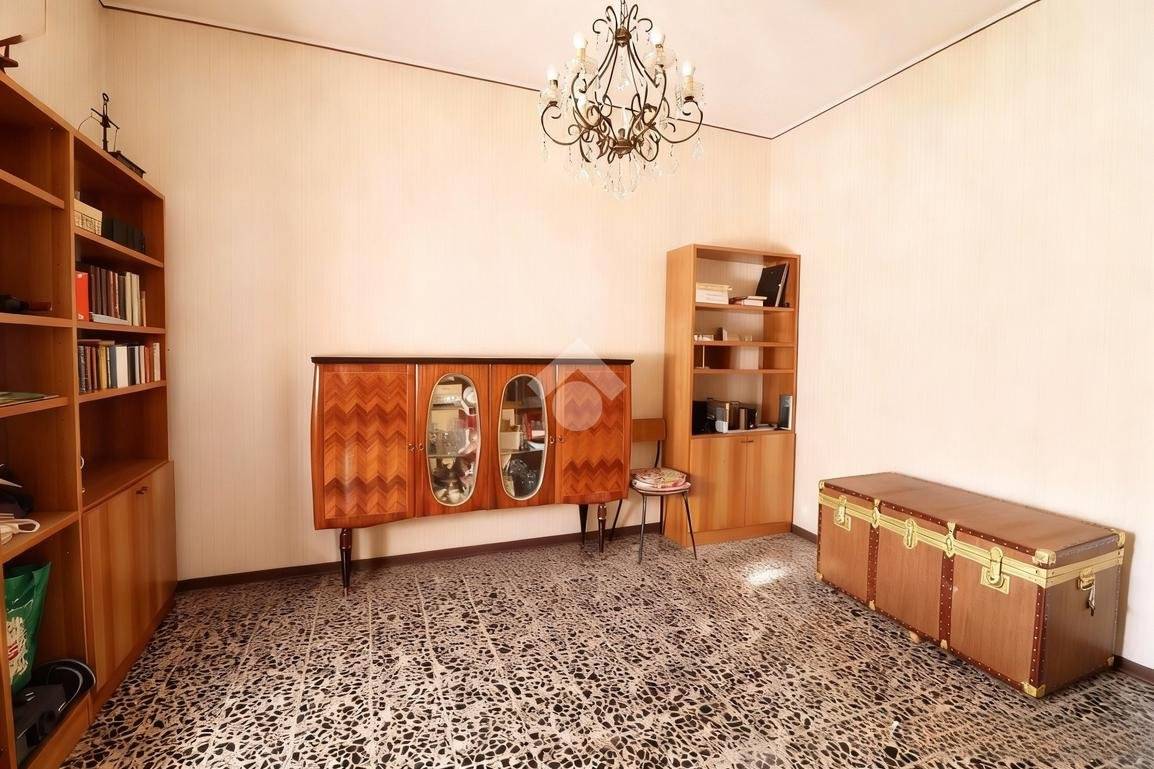 VILLA BIFAMILIARE VENDITA TERNI MARMORE