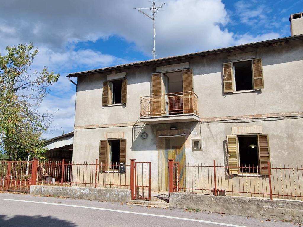 CASA INDIPENDENTE VENDITA MASSA MARTANA