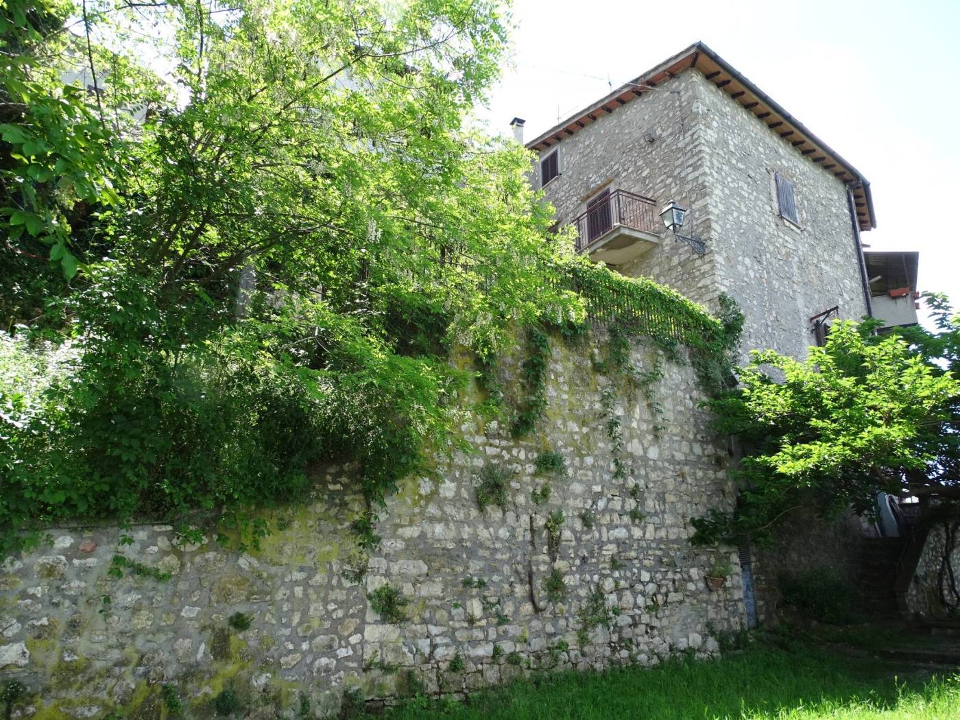 RUSTICO - CASALE VENDITA TERNI MIRANDA
