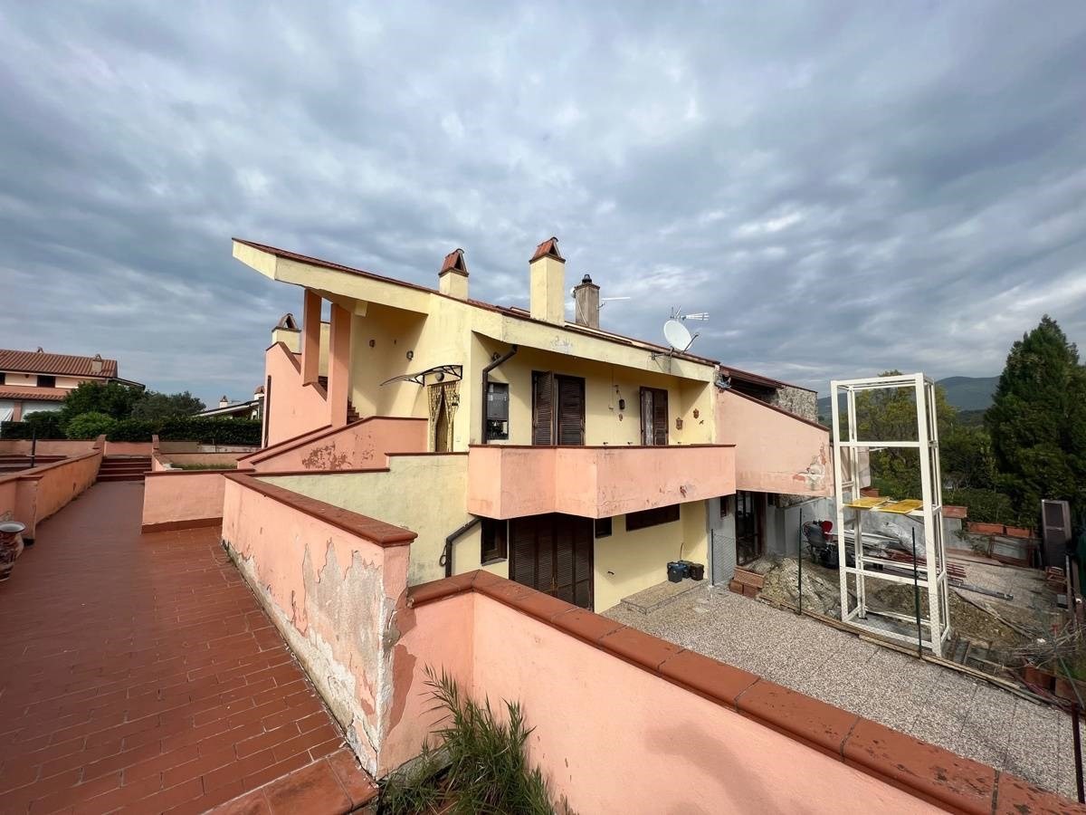 APPARTAMENTO VENDITA MONTECASTRILLI