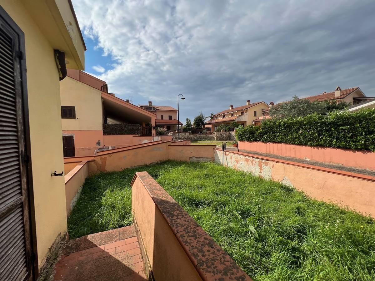 APPARTAMENTO VENDITA MONTECASTRILLI