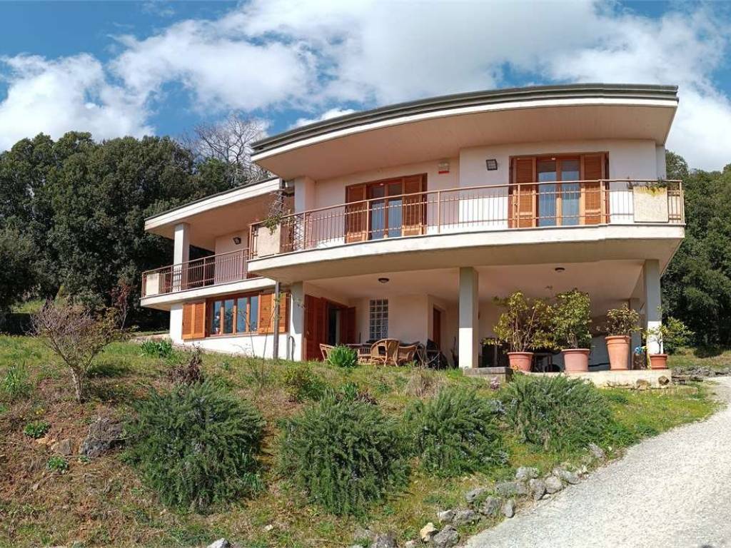 VILLA VENDITA PERUGIA MONTE MALBE