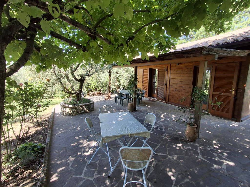 RUSTICO - CASALE VENDITA PERUGIA MONTE TEZIO
