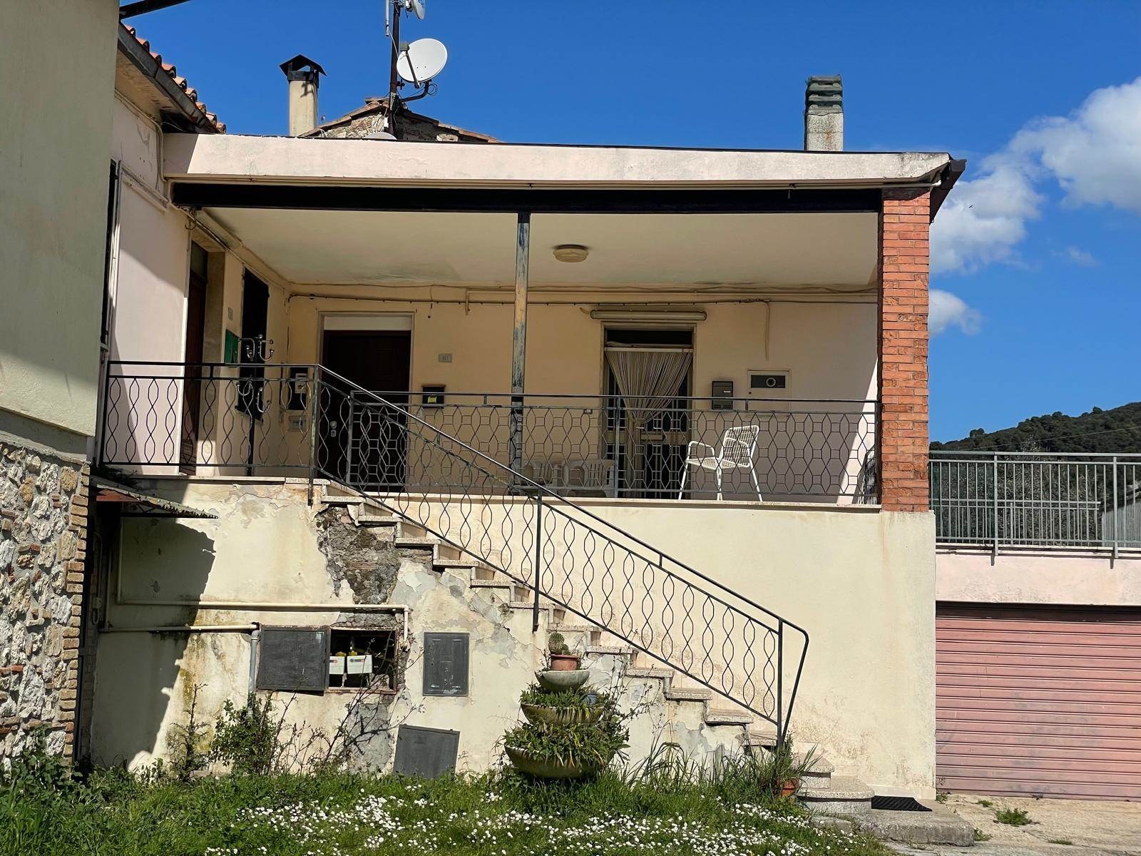 BIFAMILIARE VENDITA NARNI