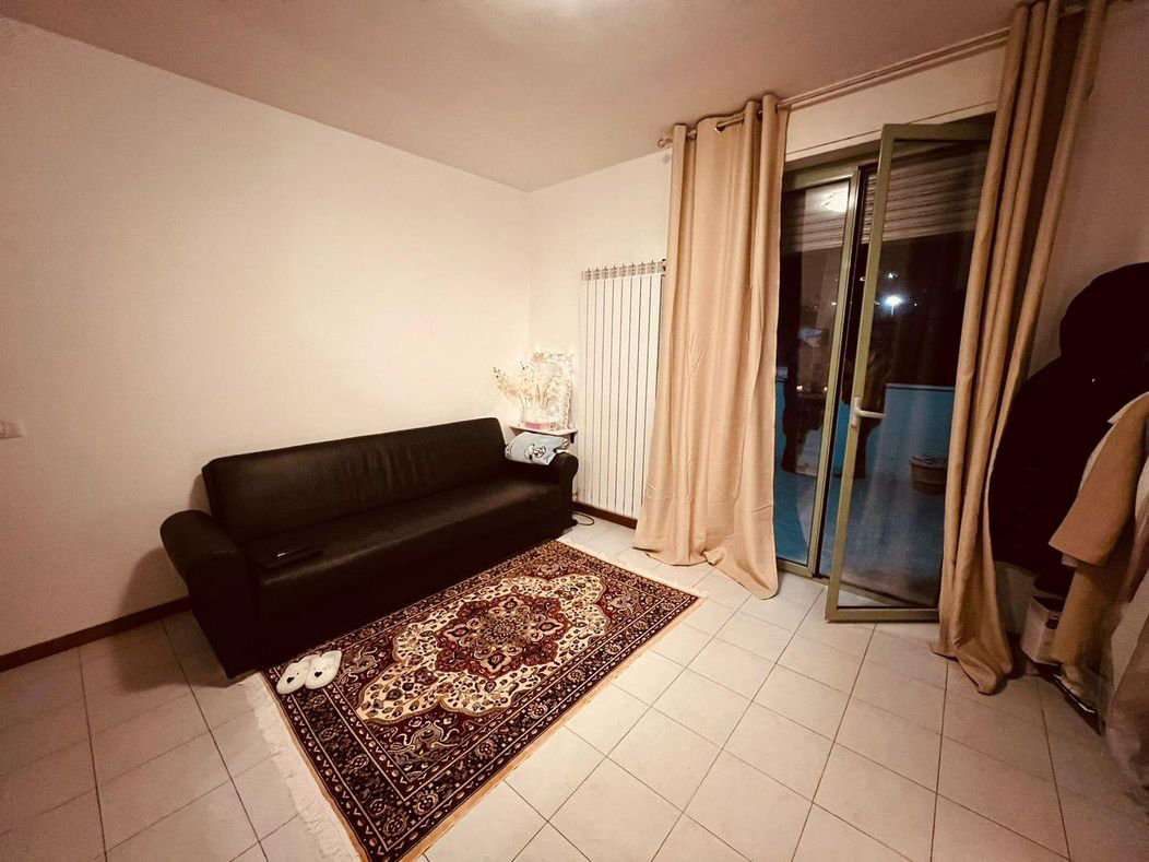 MONOLOCALE VENDITA PERUGIA OLMO