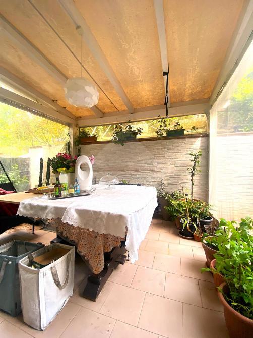 VILLA A SCHIERA VENDITA PERUGIA OLMO