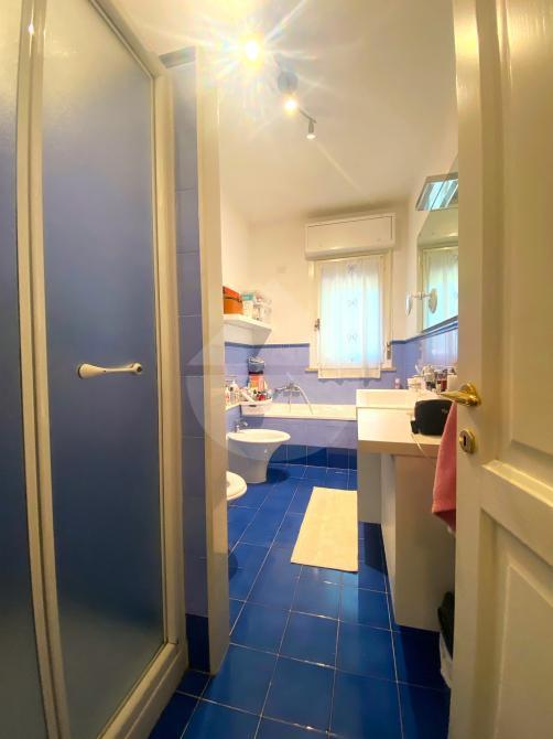 VILLA A SCHIERA VENDITA PERUGIA OLMO