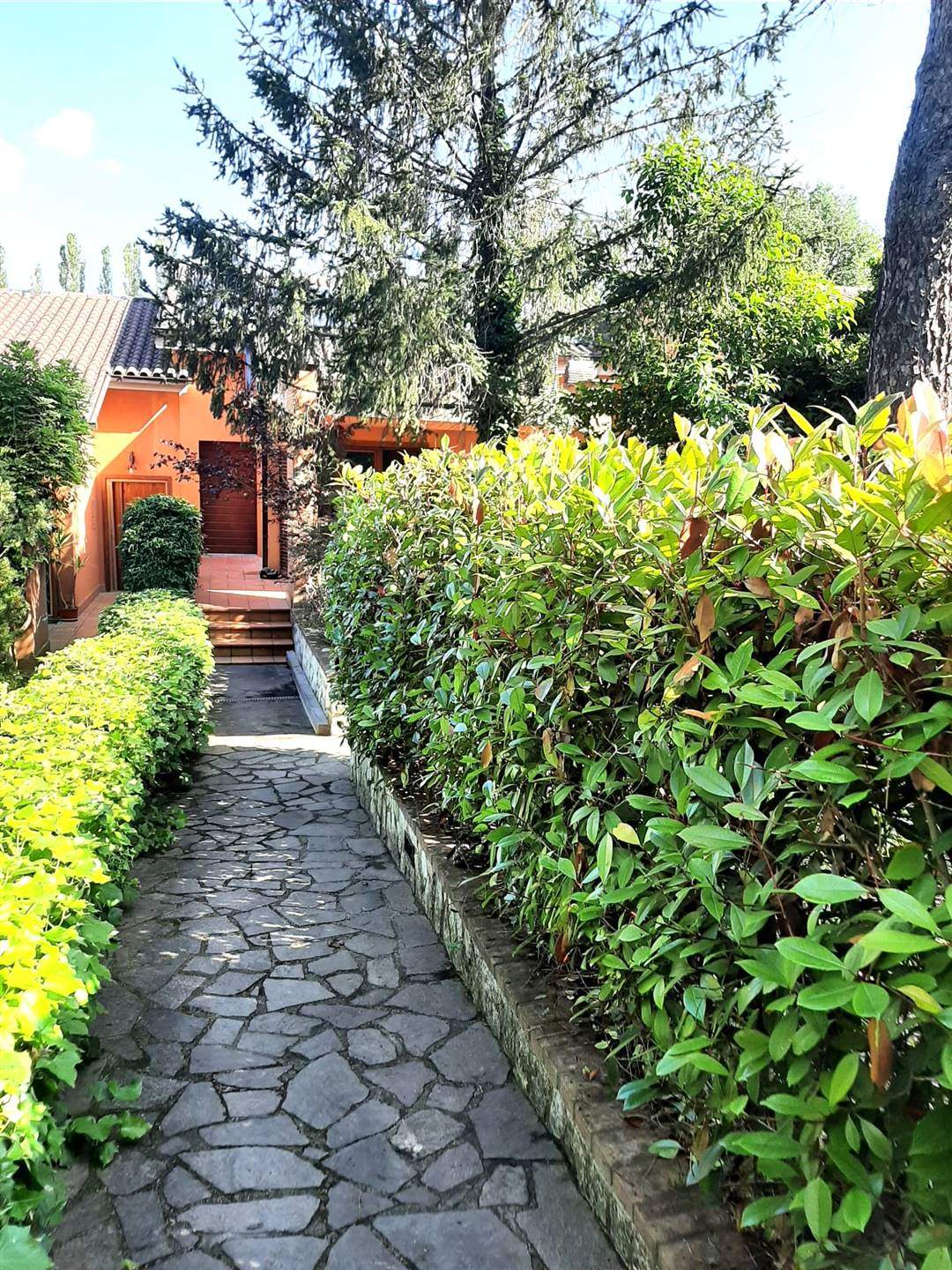 VILLA A SCHIERA VENDITA TERNI 	VILLA PALMA	