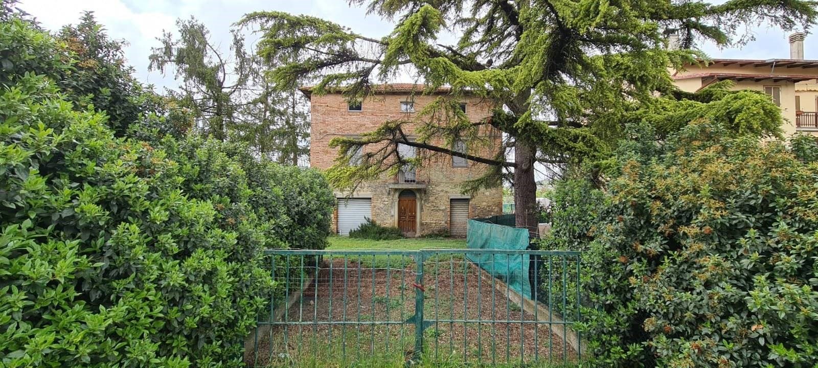 CASA INDIPENDENTE VENDITA TODI PANTALLA