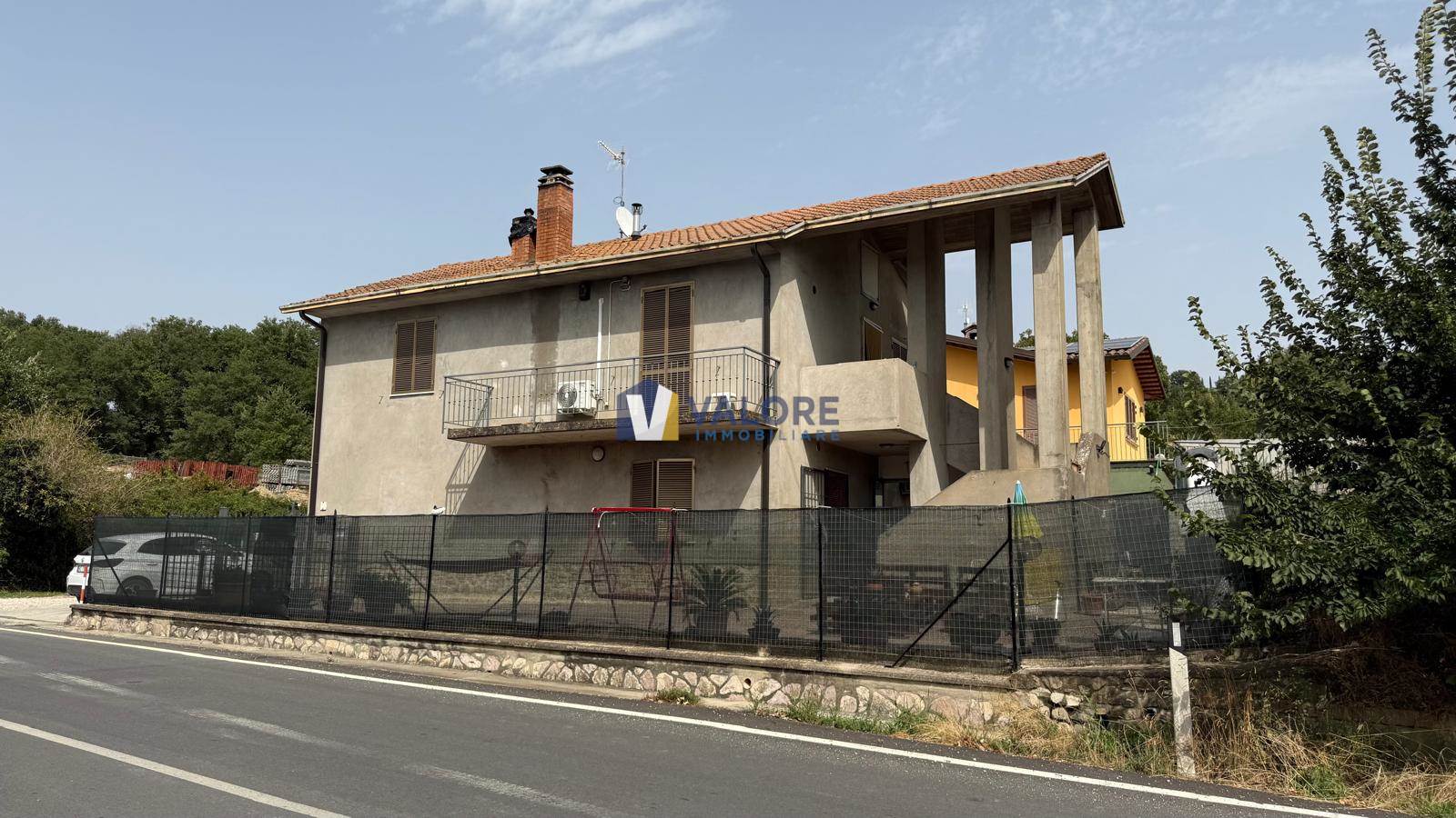 CASA INDIPENDENTE VENDITA TODI PANTALLA