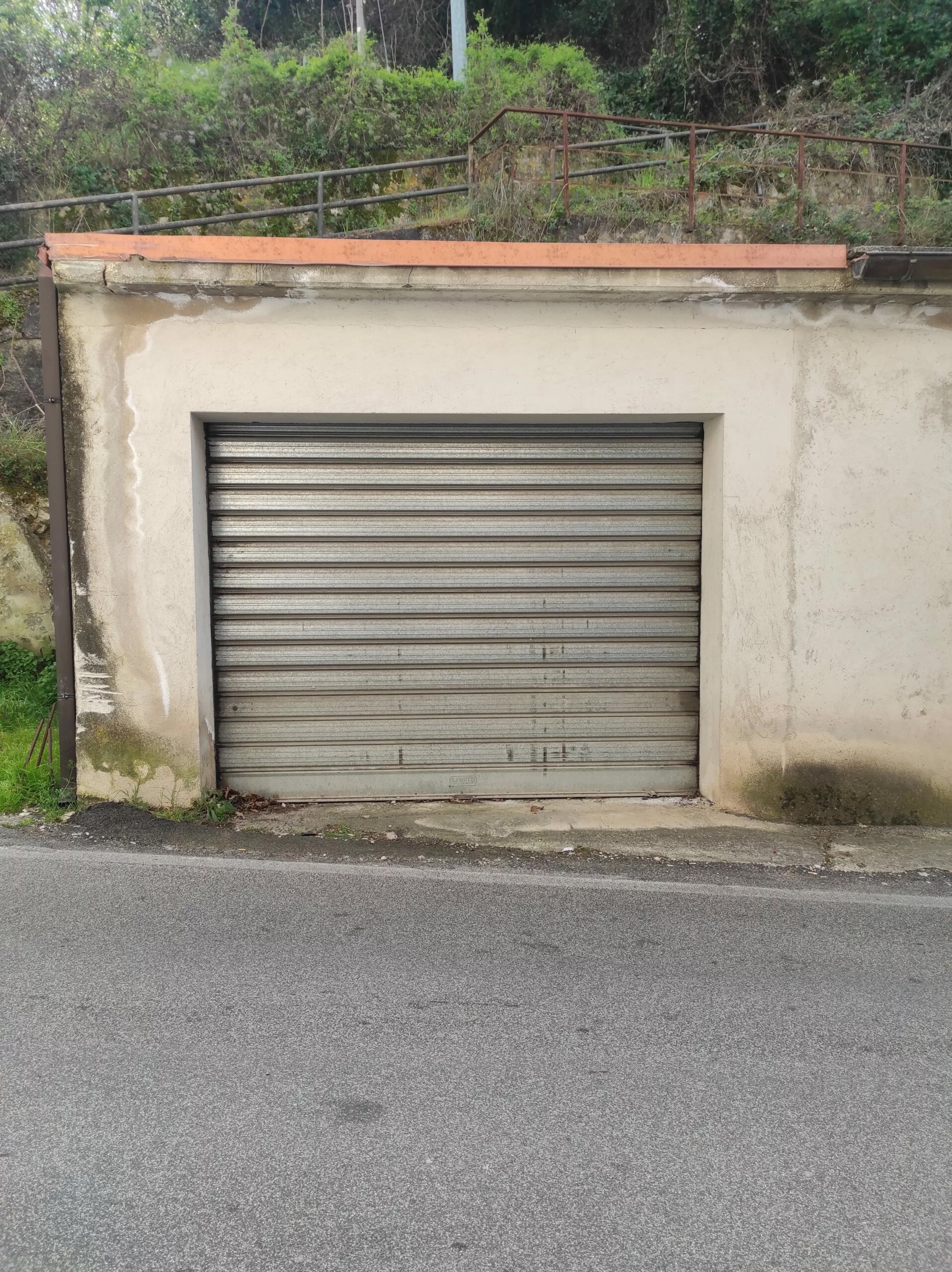 BOX - GARAGE VENDITA TERNI PAPIGNO