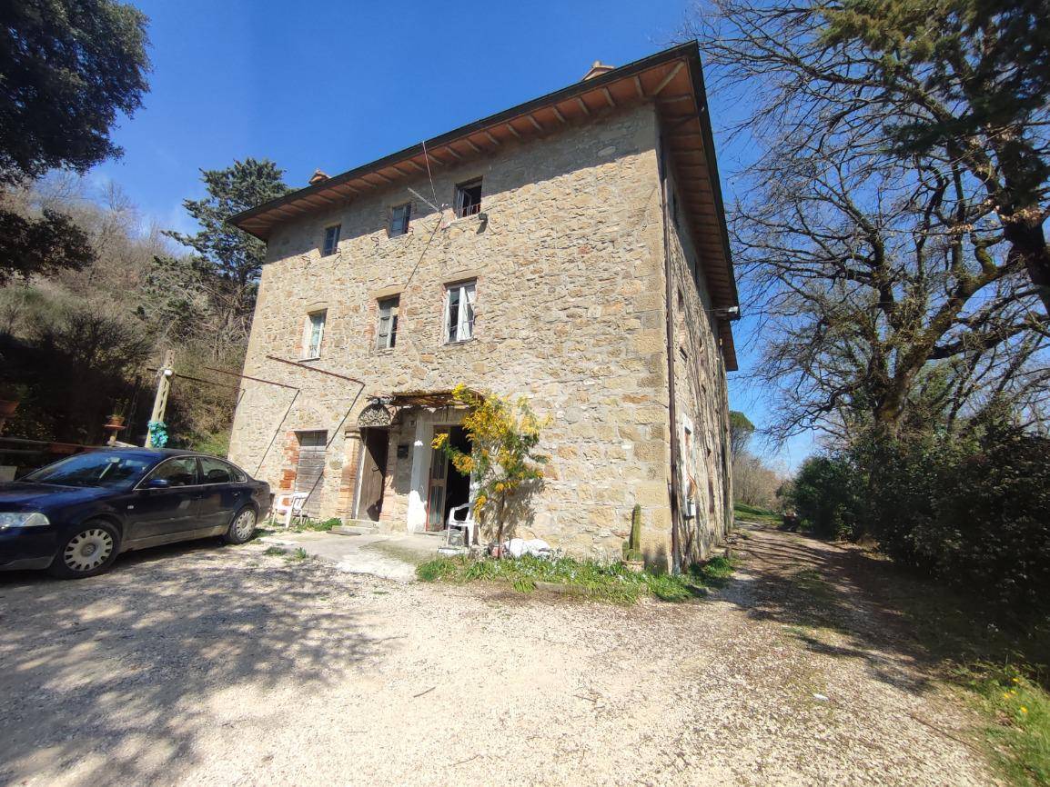 RUSTICO - CASALE VENDITA PERUGIA CASA DEL DIAVOLO