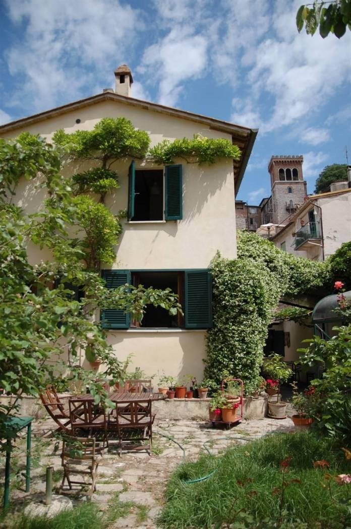 CIELO - TERRA VENDITA PERUGIA CENTRO STORICO