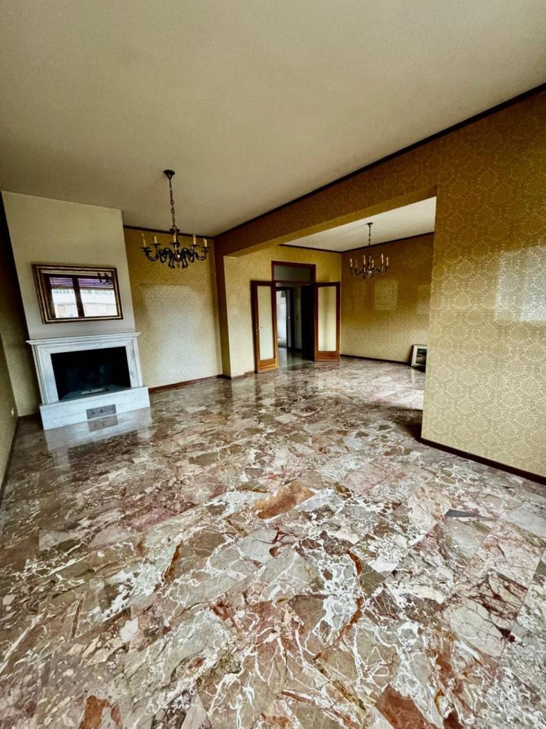 QUADRILOCALE VENDITA PERUGIA PALLOTTA