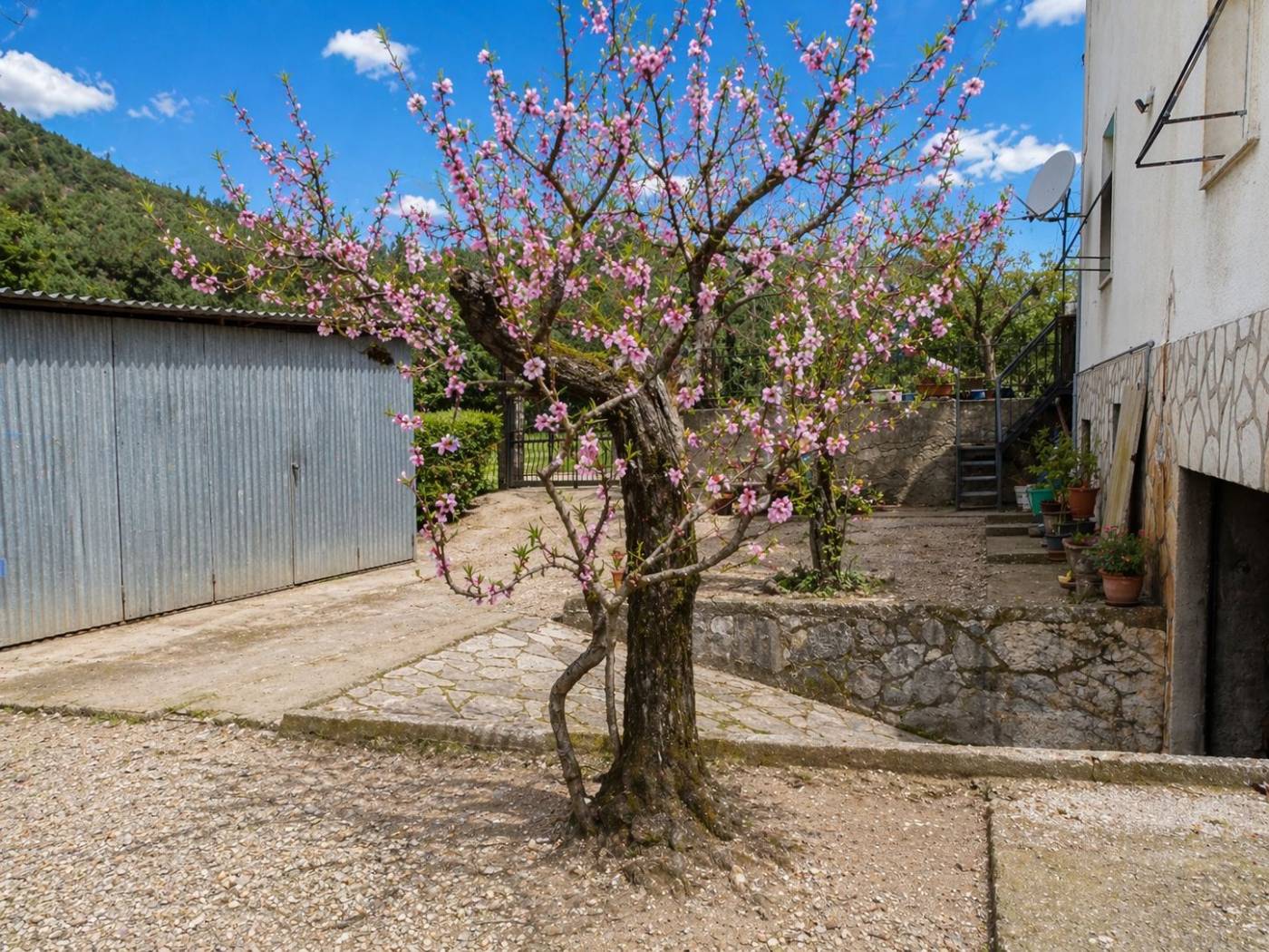 CASA INDIPENDENTE VENDITA TERNI PIEDILUCO