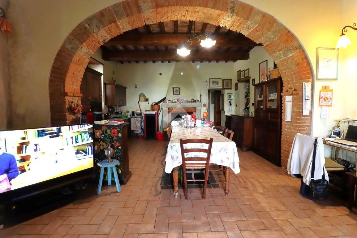 PORZIONE DI CASA VENDITA TERNI 	VALENZA	