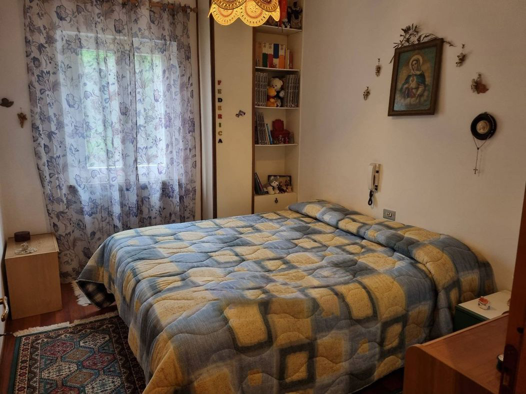 VILLA PORZIONE VENDITA PERUGIA PONTE RIO