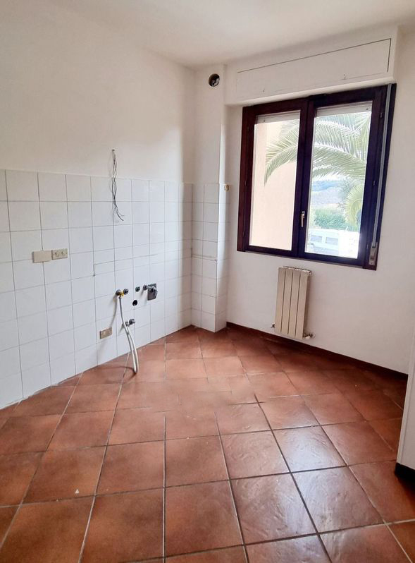 VILLA A SCHIERA VENDITA PERUGIA PRETOLA