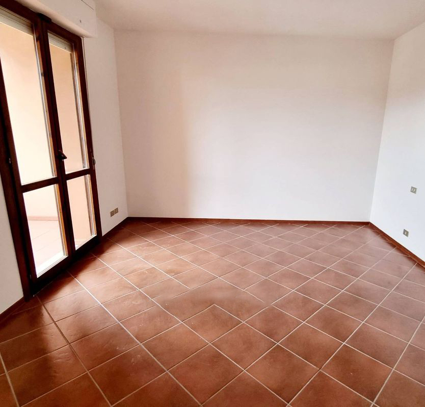 VILLA A SCHIERA VENDITA PERUGIA PRETOLA