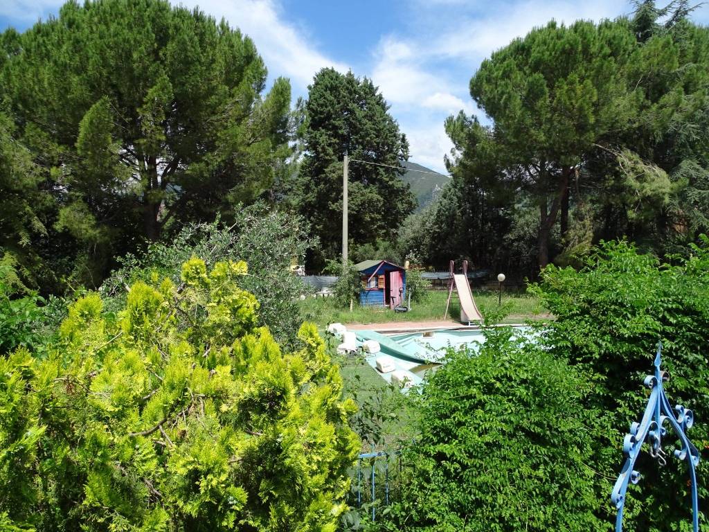 VILLA VENDITA TERNI PRISCIANO