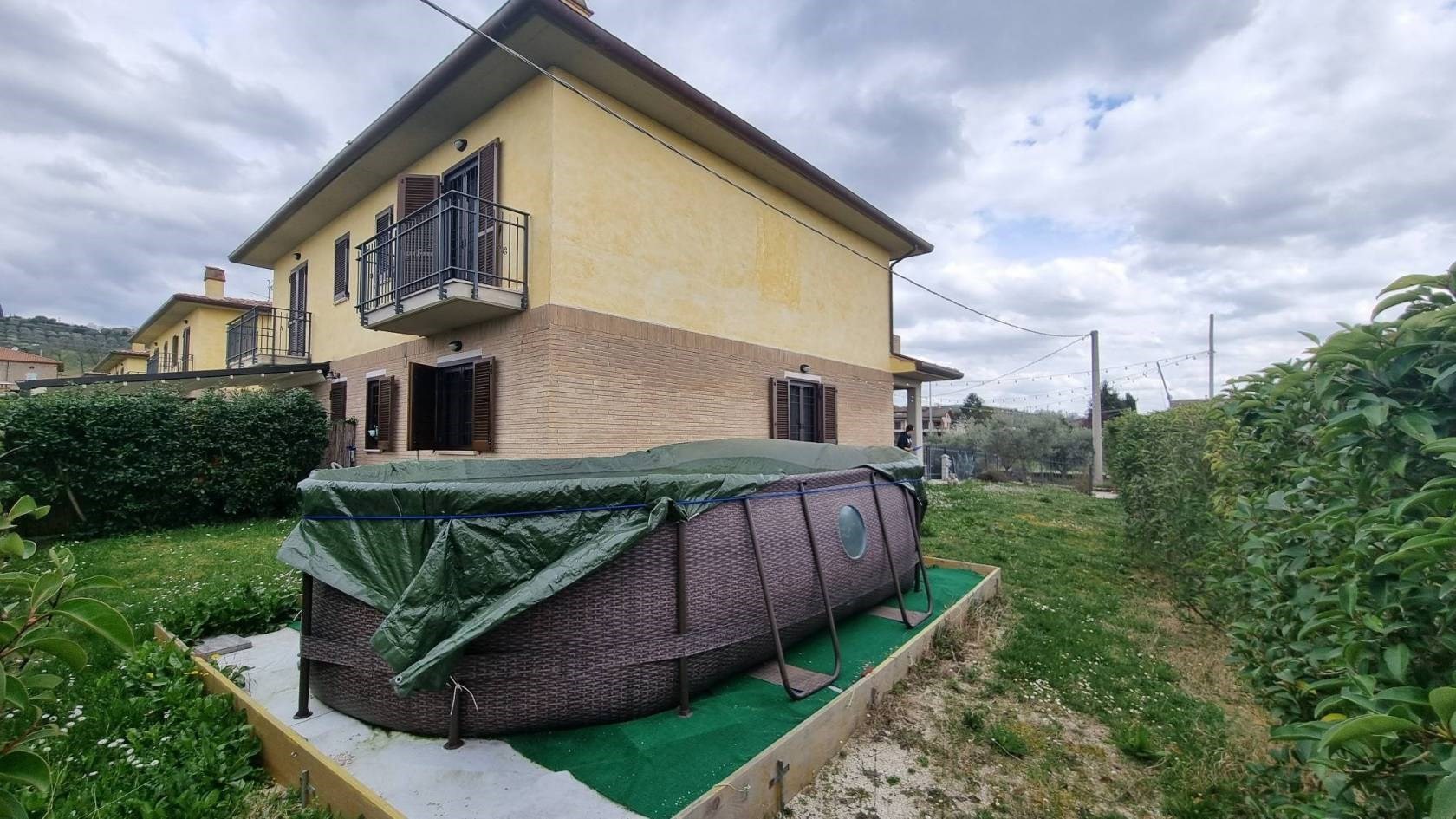 VILLA BIFAMILIARE VENDITA PERUGIA RAMAZZANO