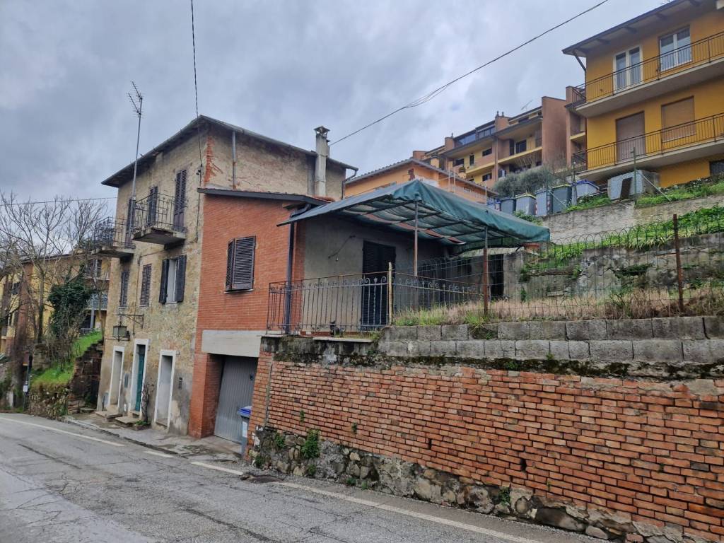 CIELO - TERRA VENDITA PERUGIA PONTE RIO